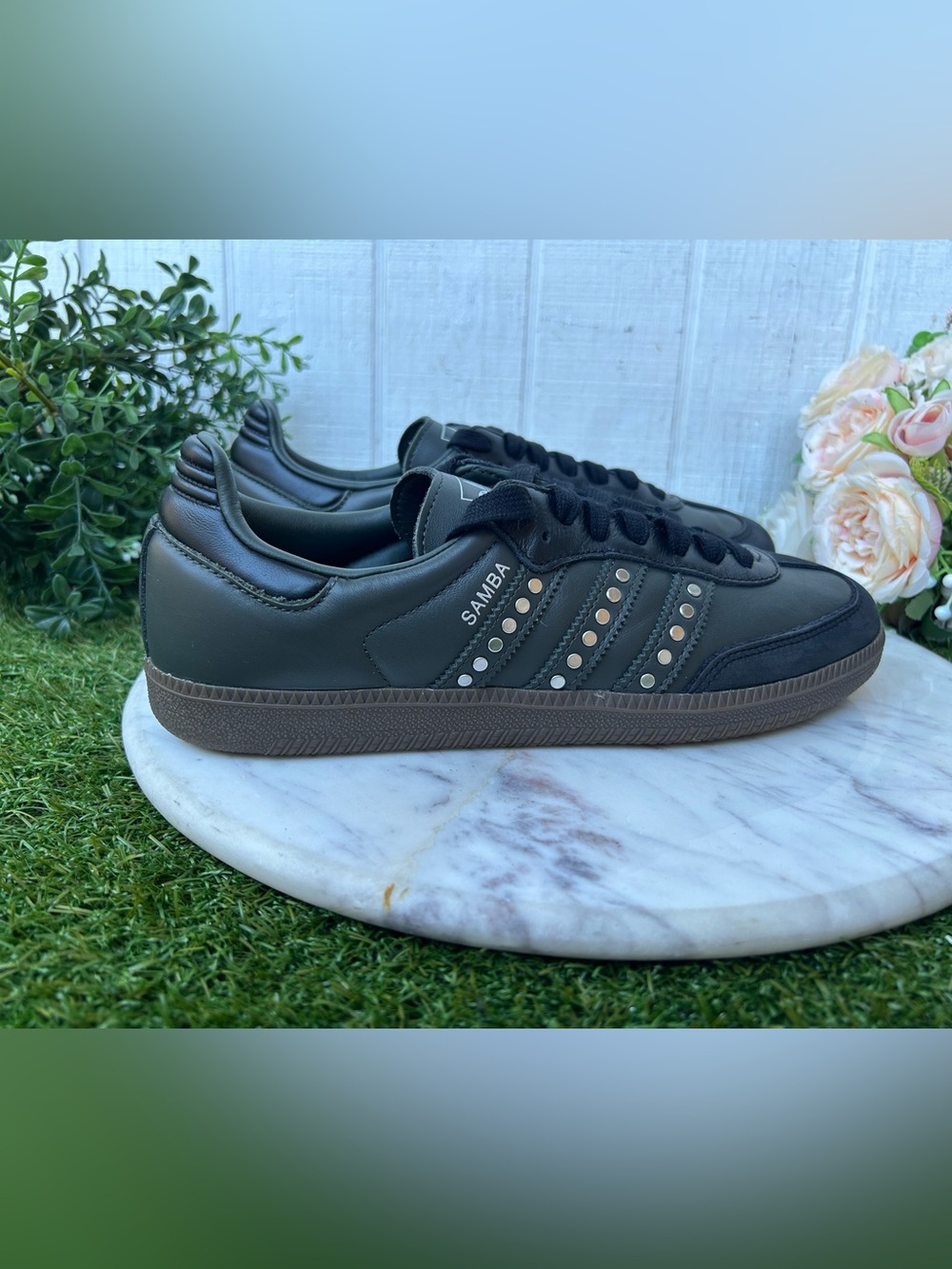 Adidas ICONIC SAMBA SHOES WITH PREMIUM MATERIALS AND METALLIC DOT 3-STRIPES 9.5 - Picture 10 of 16